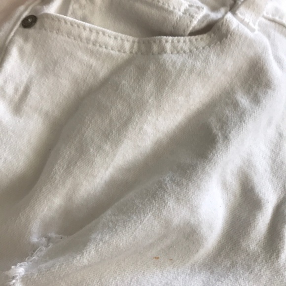 White Ripped Capris - Picture 5 of 5